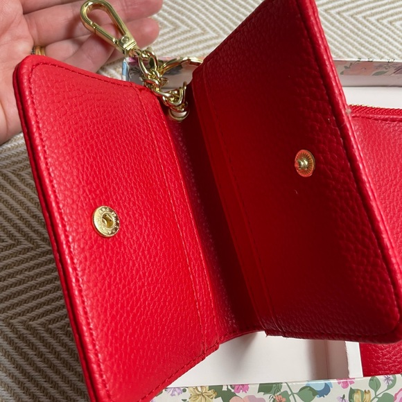 Steve Madden wallet with key ring red - Picture 4 of 10